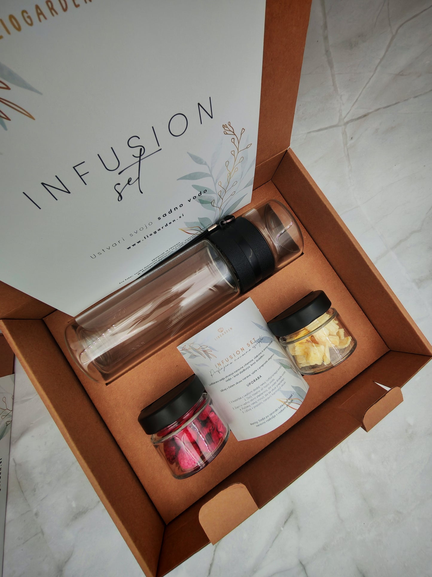Infusion set - popolno darilo za praznični december